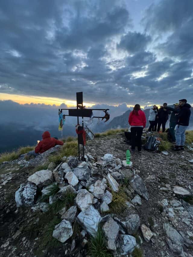 Bivacco notturna alba sul corchia (2)